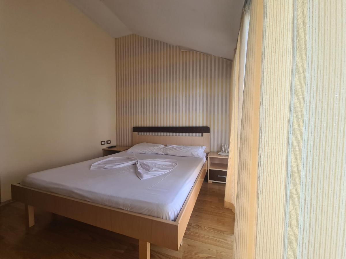 Hotel Kukesi Lin Экстерьер фото