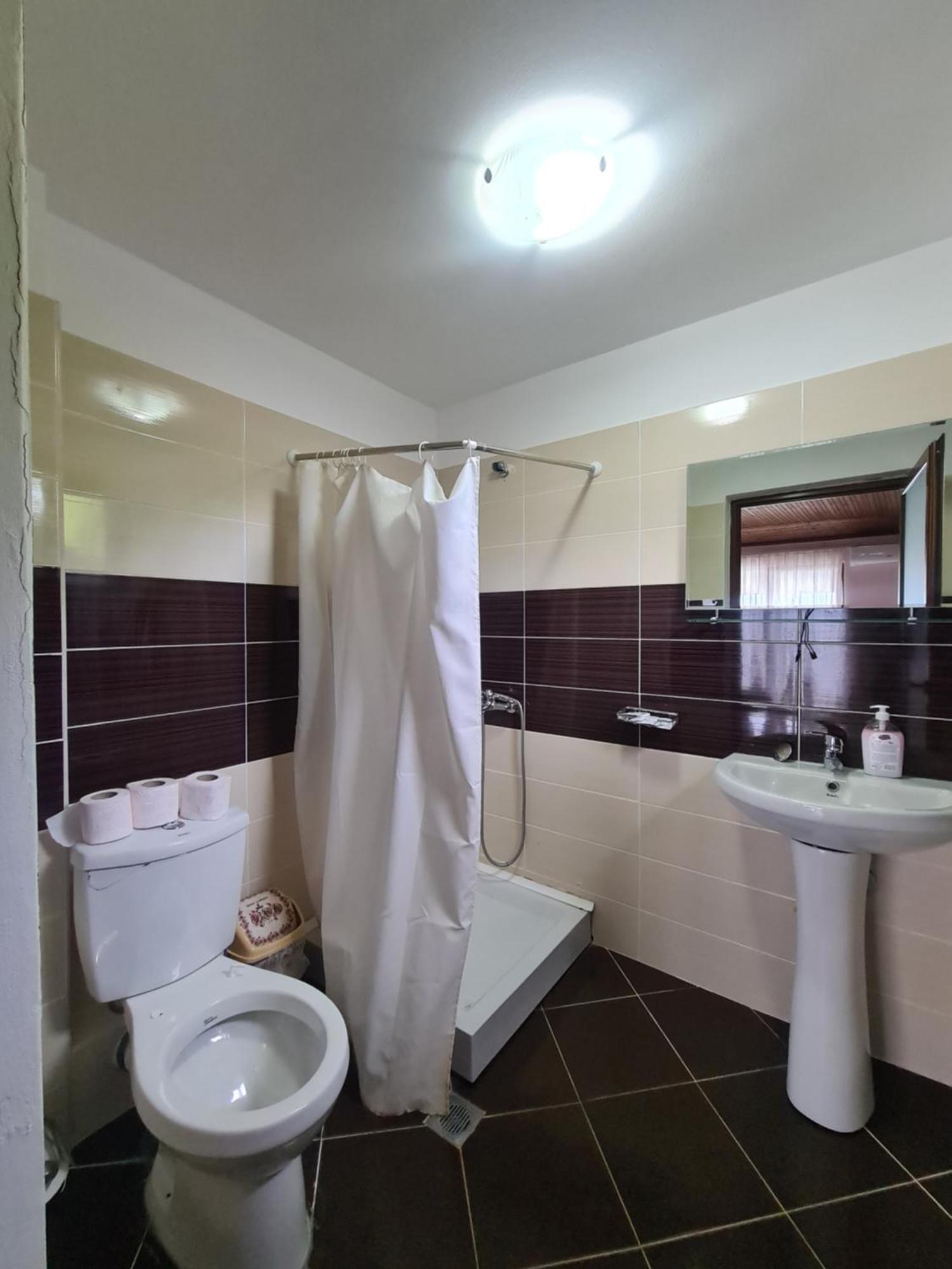 Hotel Kukesi Lin Экстерьер фото